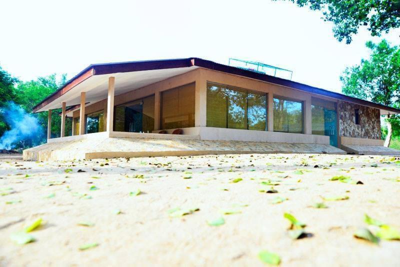 Crocodile Park Bungalow Kataragama Kültér fotó
